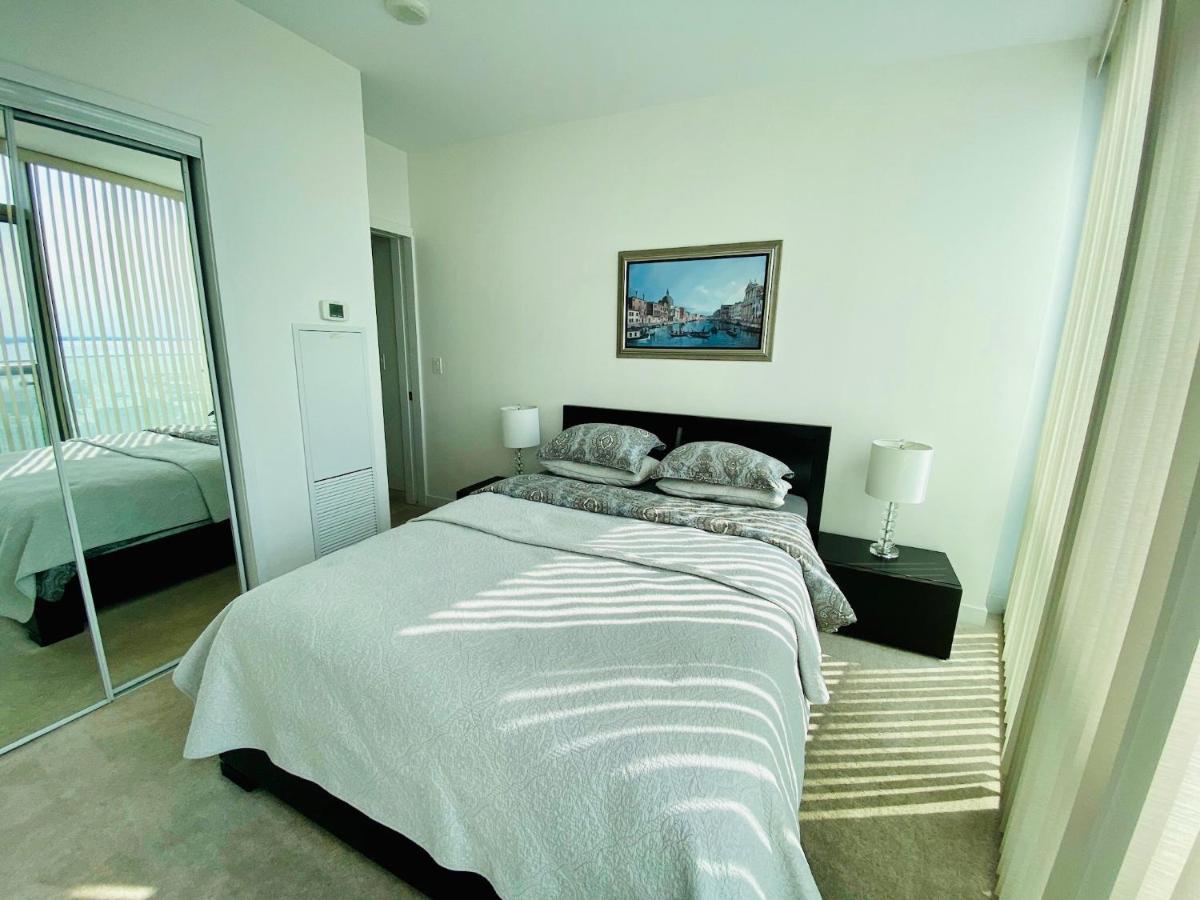 Corporate Suite Toronto Exteriör bild