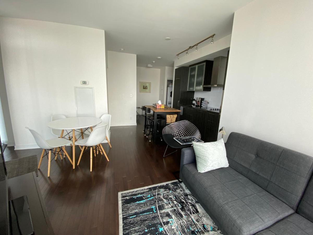 Corporate Suite Toronto Exteriör bild